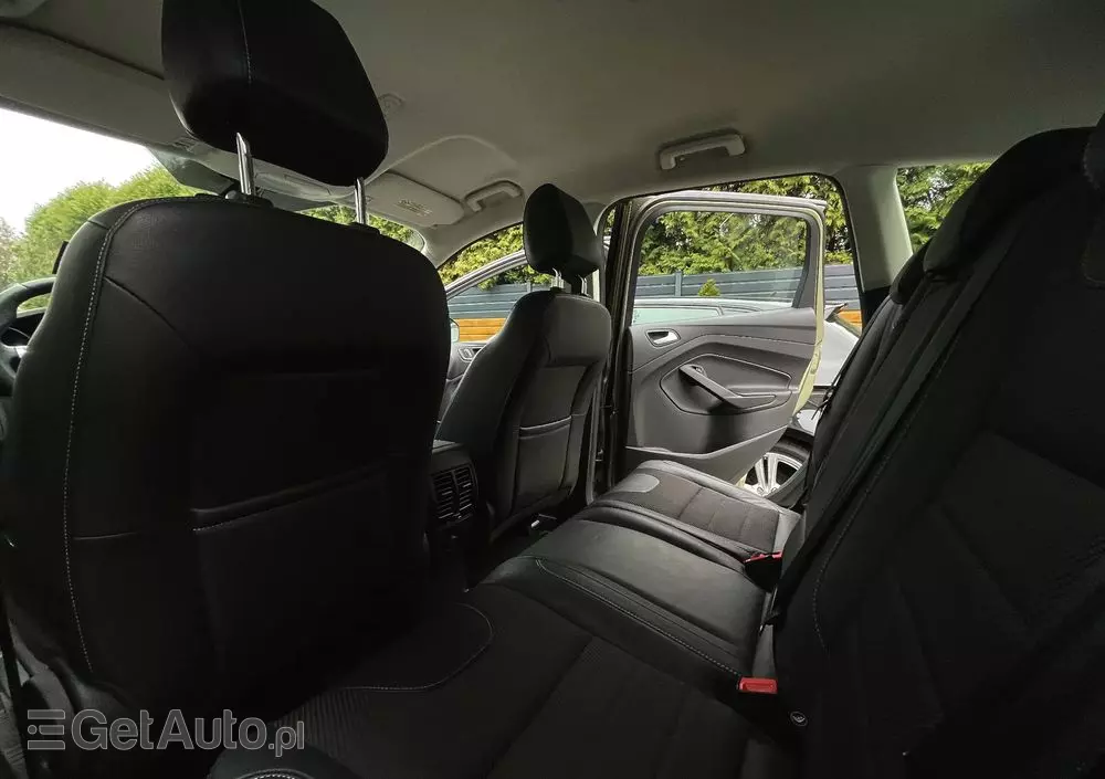 FORD Kuga 2.0 TDCi 4WD Titanium