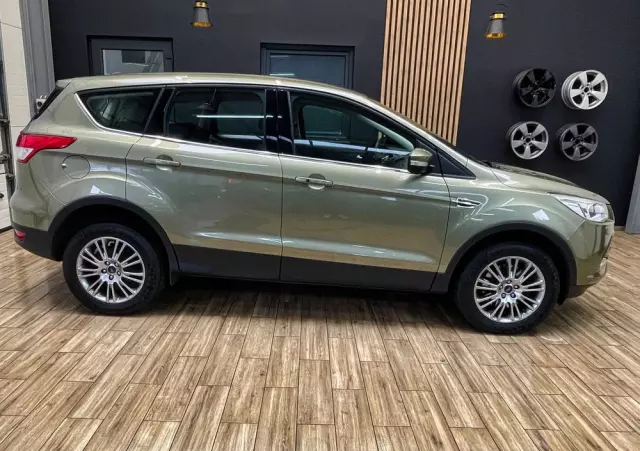 FORD Kuga 2.0 TDCi 4WD Titanium