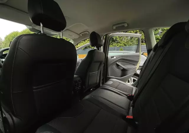 FORD Kuga 2.0 TDCi 4WD Titanium