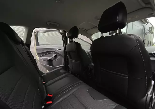 FORD Kuga 2.0 TDCi 4WD Titanium