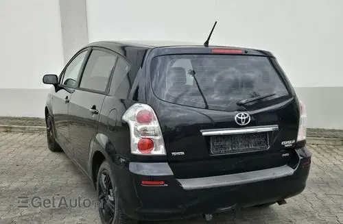 TOYOTA Corolla Verso 