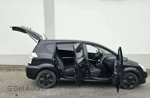 TOYOTA Corolla Verso 