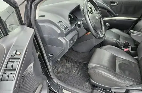 TOYOTA Corolla Verso 