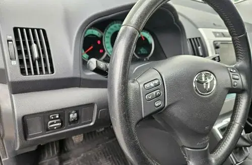 TOYOTA Corolla Verso 
