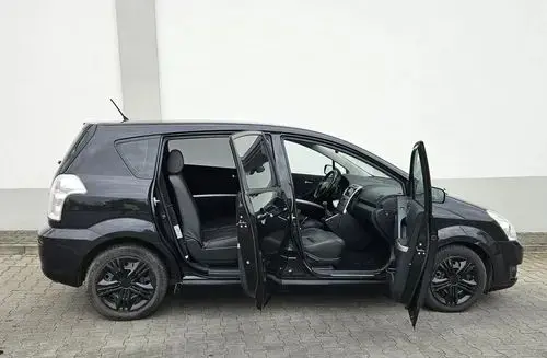 TOYOTA Corolla Verso 