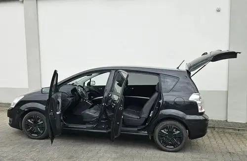 TOYOTA Corolla Verso 
