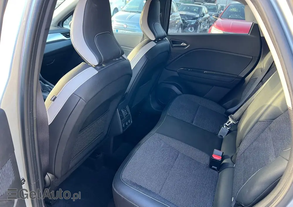 RENAULT Captur TCe 90 EXPERIENCE