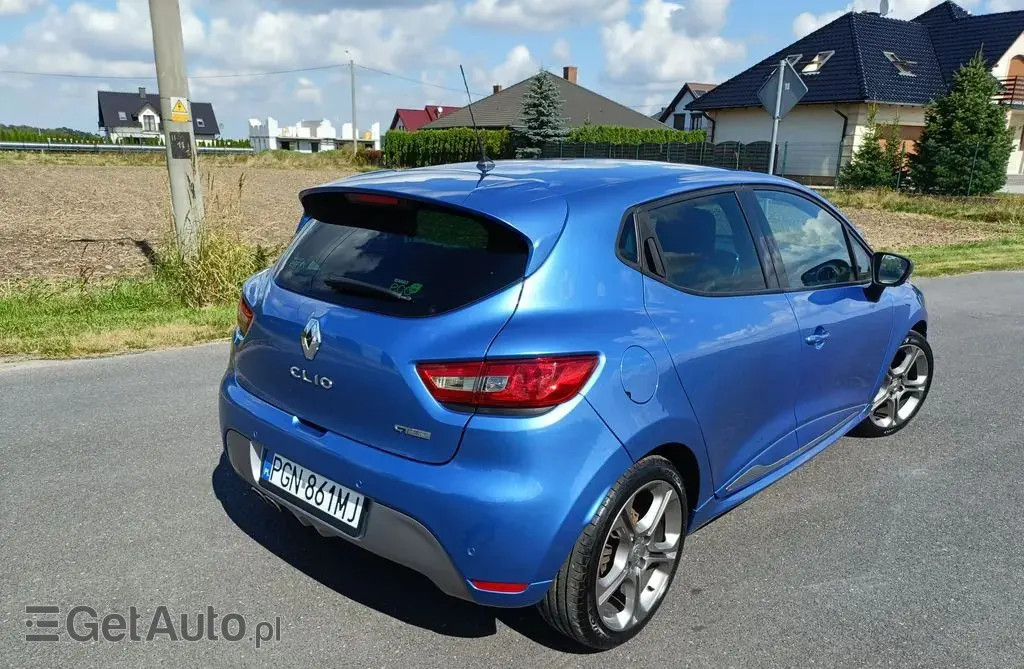 RENAULT Clio 