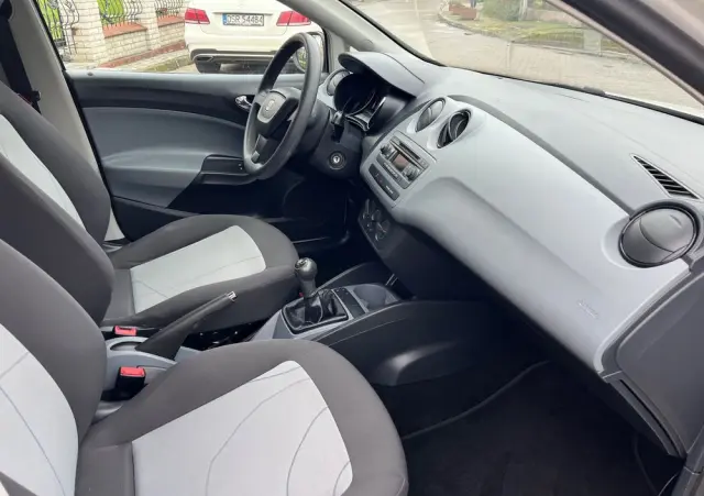 SEAT Ibiza 1.2 12V Entry