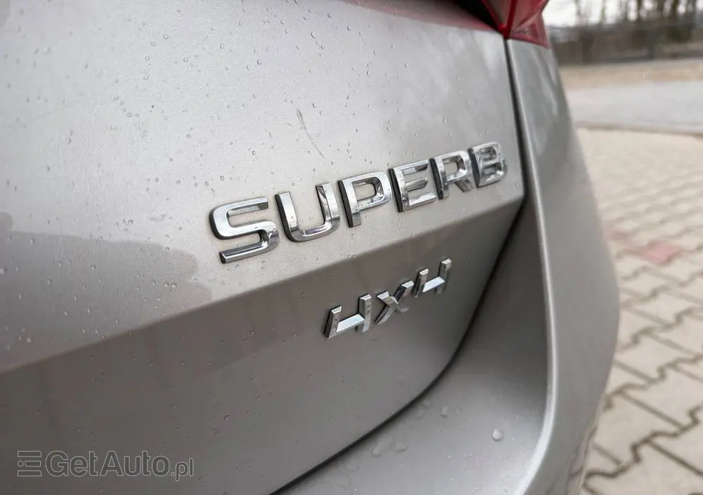 SKODA Superb 2.0 TDI 4x4 DSG Premium Edition