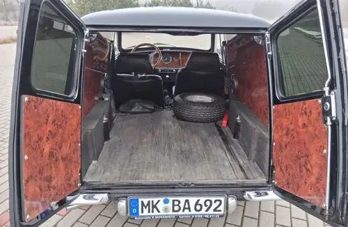 AUSTIN Mini 