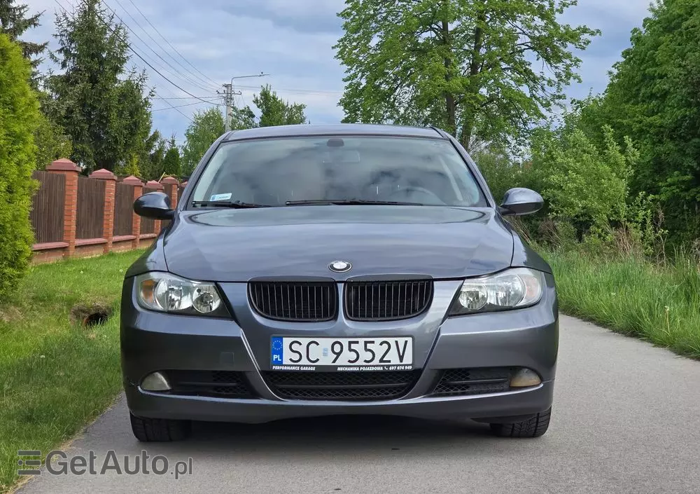BMW Seria 3 318d