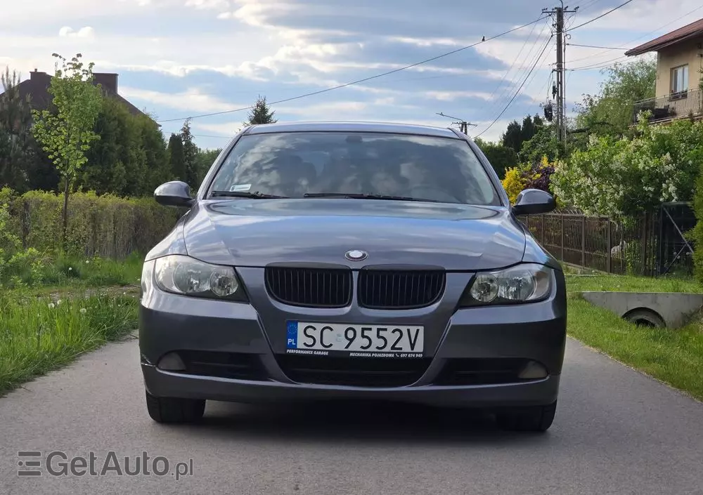 BMW Seria 3 318d