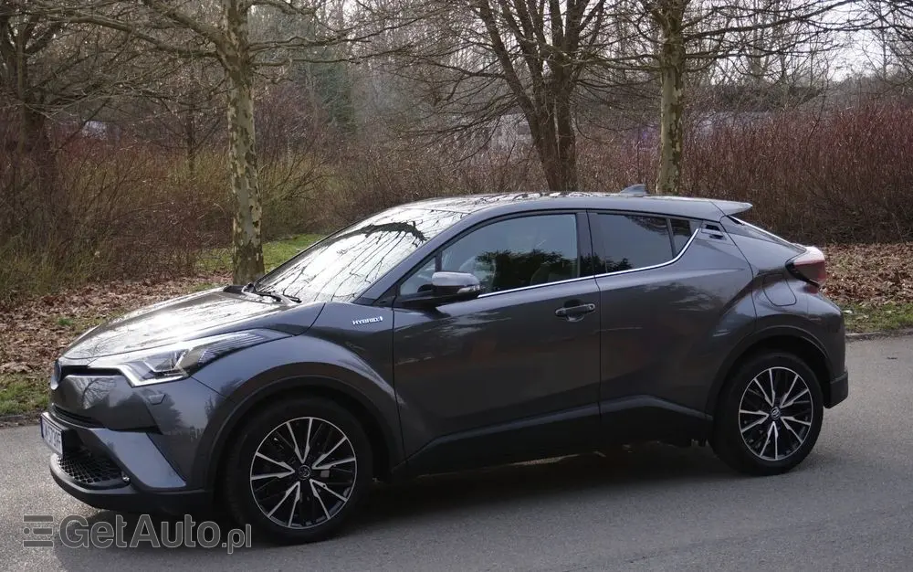 TOYOTA C-HR Business-Edition