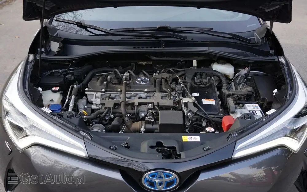 TOYOTA C-HR Business-Edition