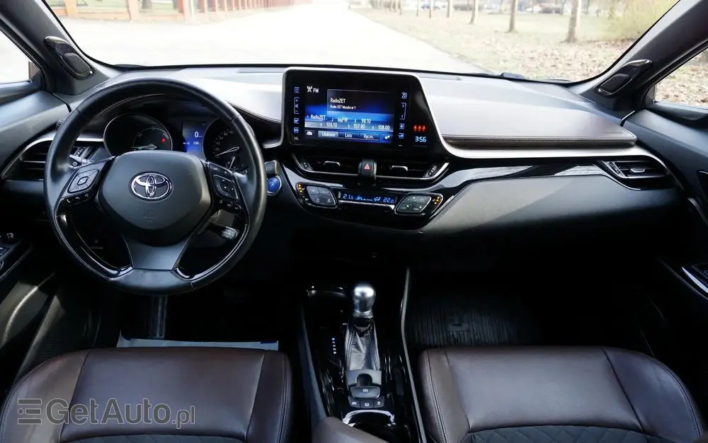 TOYOTA C-HR Business-Edition