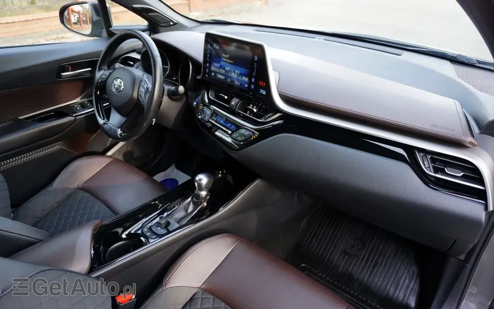 TOYOTA C-HR Business-Edition