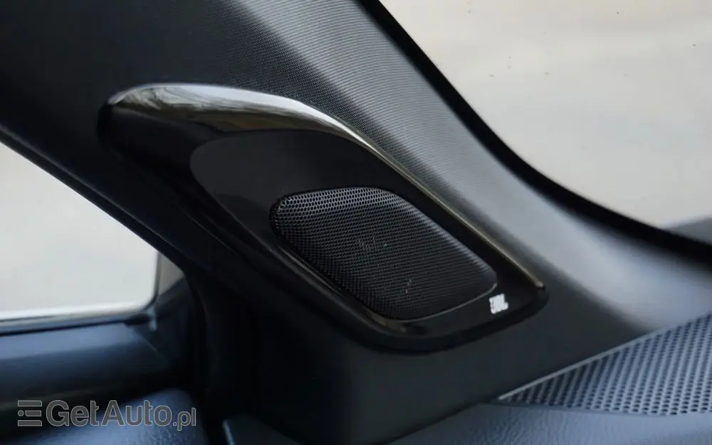 TOYOTA C-HR Business-Edition