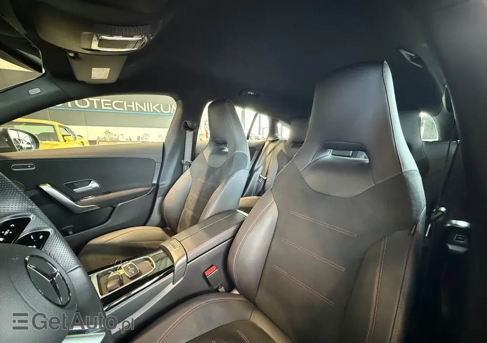 MERCEDES-BENZ CLA 180 7G-DCT Edition AMG Line