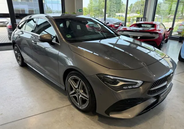 MERCEDES-BENZ CLA 180 7G-DCT Edition AMG Line
