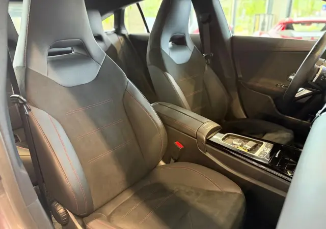 MERCEDES-BENZ CLA 180 7G-DCT Edition AMG Line
