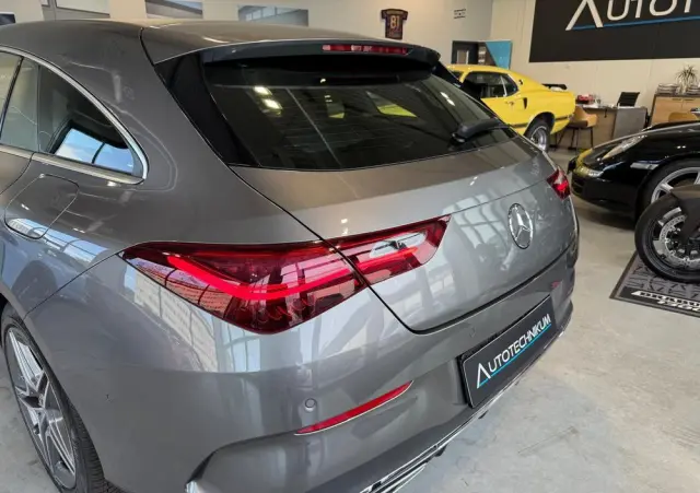 MERCEDES-BENZ CLA 180 7G-DCT Edition AMG Line
