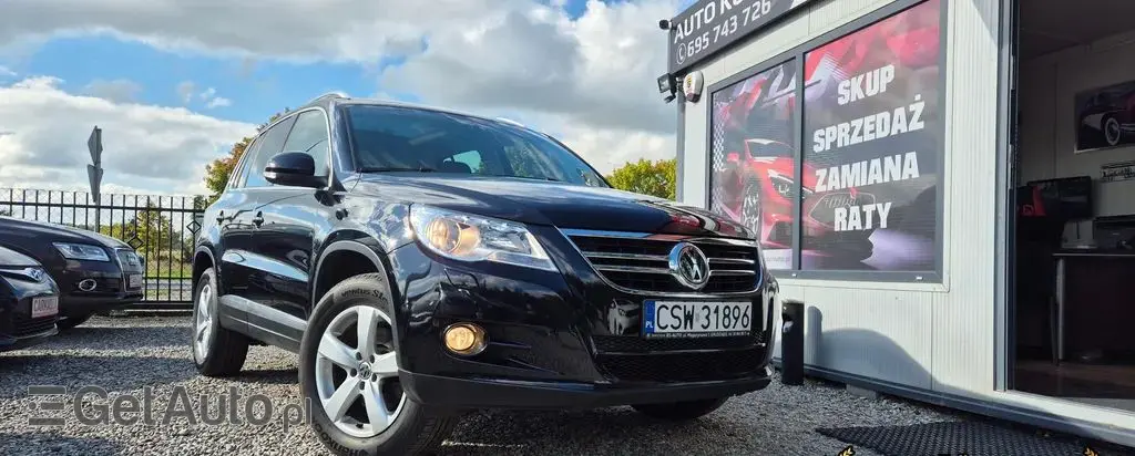 VOLKSWAGEN Tiguan 
