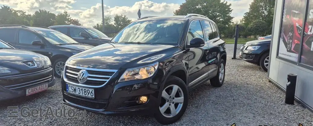 VOLKSWAGEN Tiguan 
