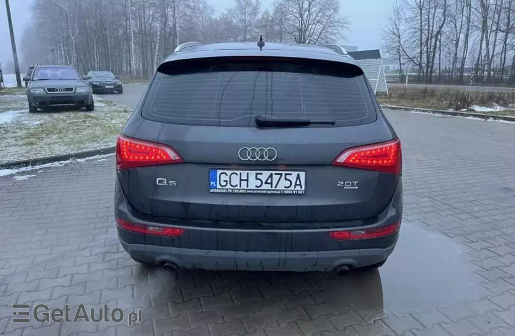 AUDI Q5 