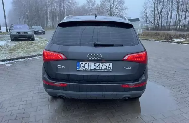 AUDI Q5 