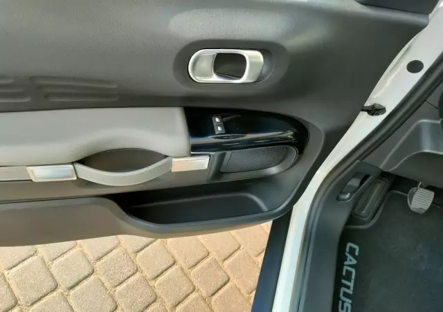 CITROËN C4 Cactus PureTech 110 Stop&Start Shine