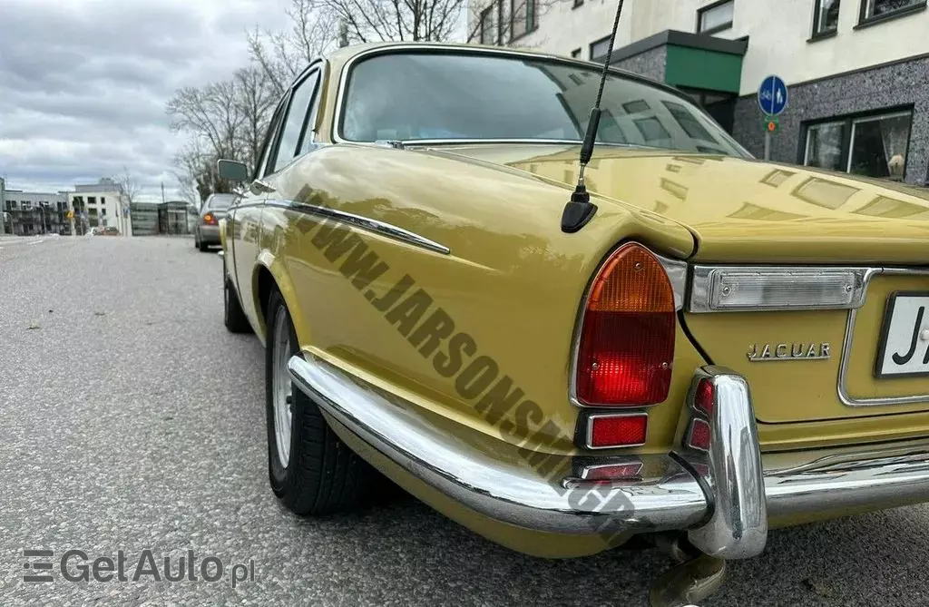 JAGUAR  XJ LWB 4.2 XK6 Automatic 