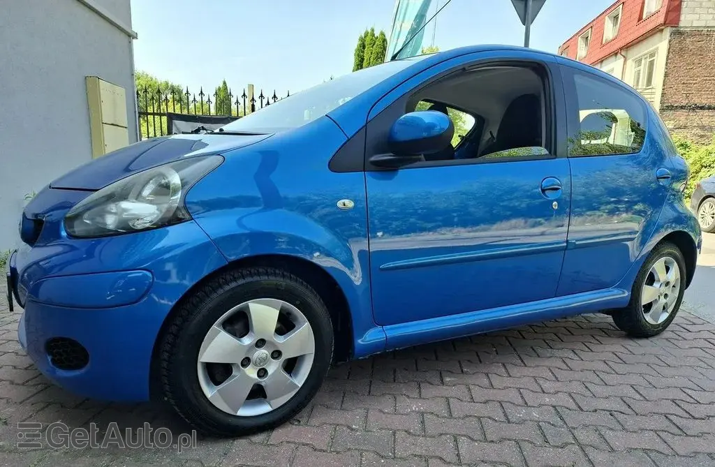 TOYOTA Aygo 