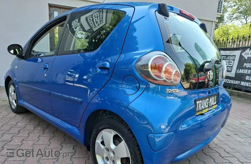 TOYOTA Aygo 