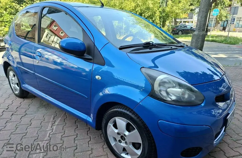 TOYOTA Aygo 