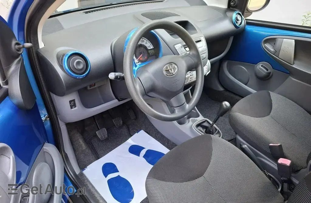 TOYOTA Aygo 