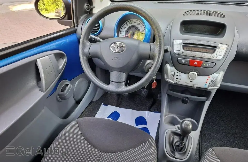 TOYOTA Aygo 
