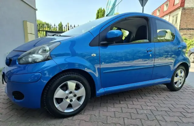 TOYOTA Aygo 