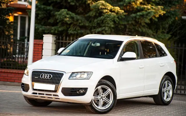AUDI Q5 2.0 TDI Quattro S tronic