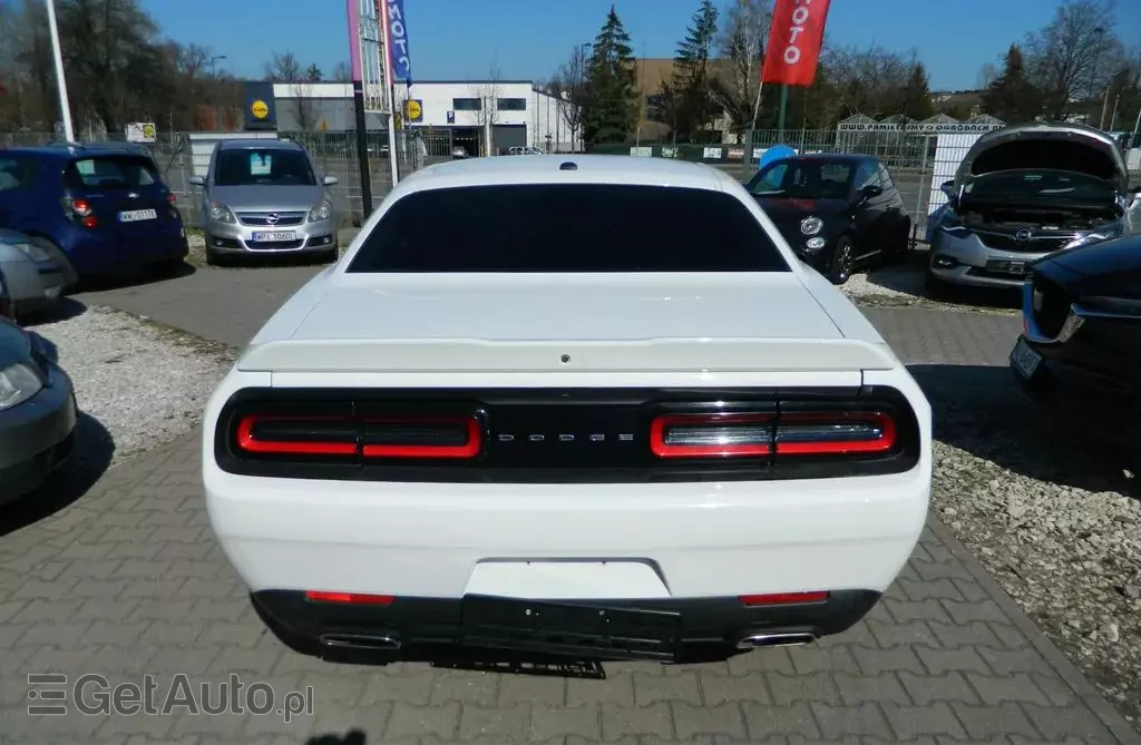 DODGE Challenger 