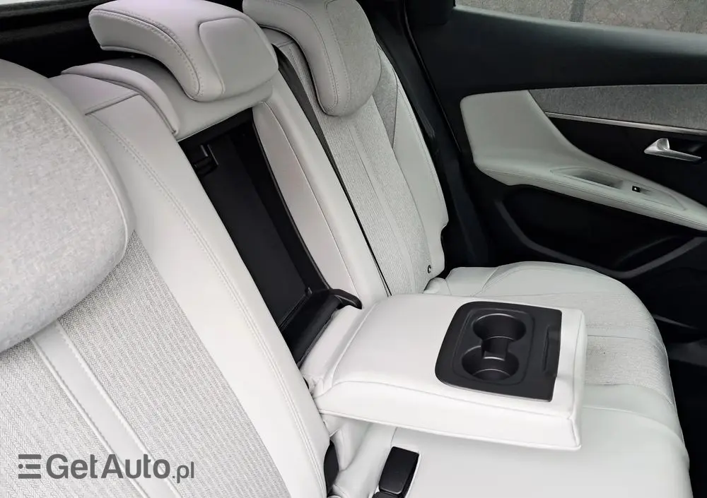 PEUGEOT 3008 PureTech 130 Stop & Start GPF EAT8 Allure Business-Paket