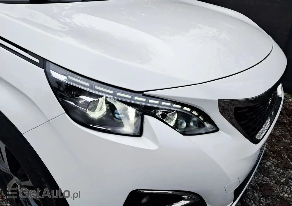 PEUGEOT 3008 PureTech 130 Stop & Start GPF EAT8 Allure Business-Paket