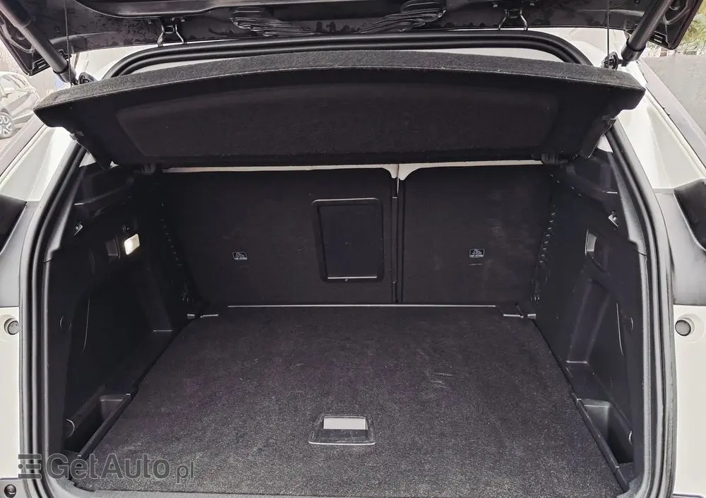 PEUGEOT 3008 PureTech 130 Stop & Start GPF EAT8 Allure Business-Paket