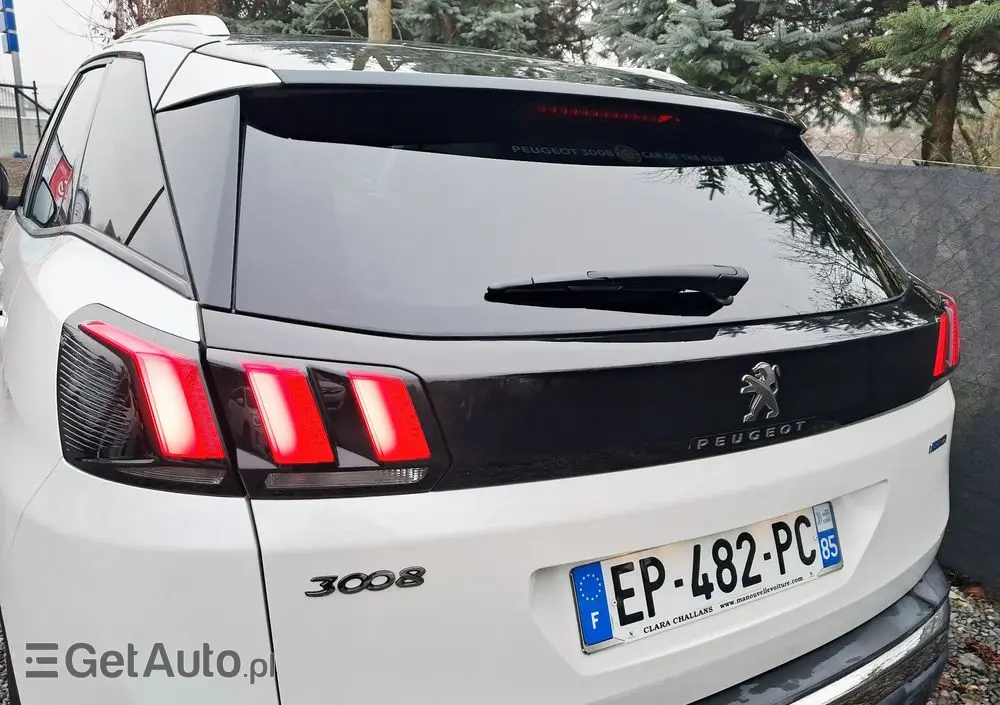 PEUGEOT 3008 PureTech 130 Stop & Start GPF EAT8 Allure Business-Paket