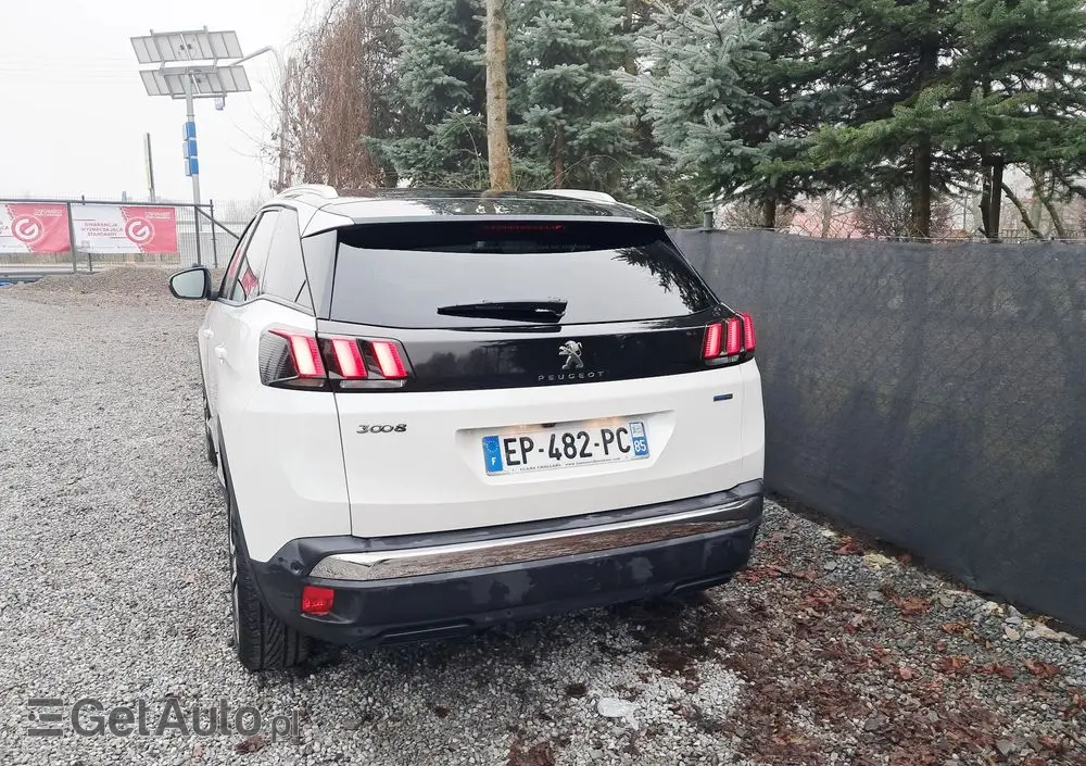 PEUGEOT 3008 PureTech 130 Stop & Start GPF EAT8 Allure Business-Paket