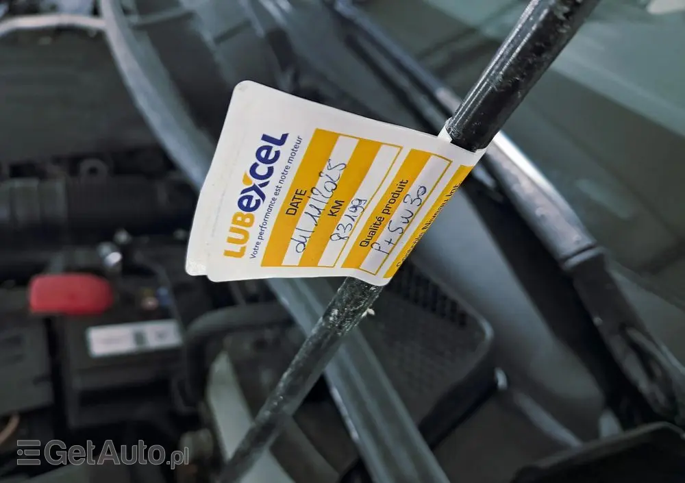 PEUGEOT 3008 PureTech 130 Stop & Start GPF EAT8 Allure Business-Paket