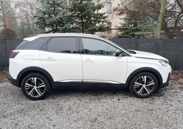 PEUGEOT 3008 PureTech 130 Stop & Start GPF EAT8 Allure Business-Paket