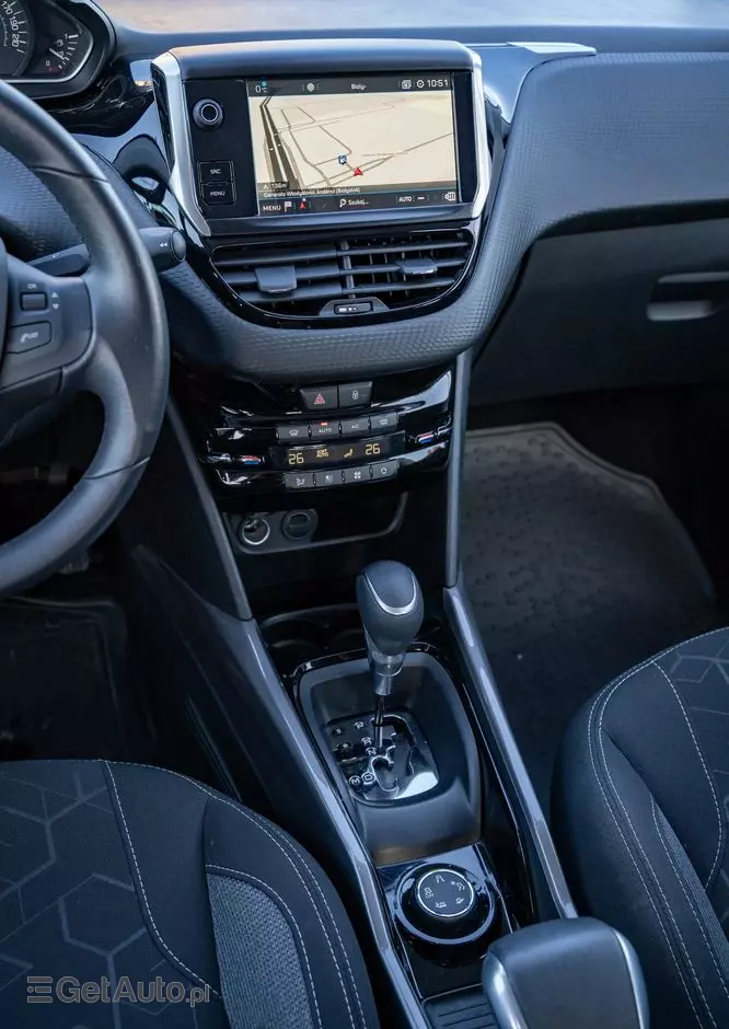 PEUGEOT 2008 1.2 Pure Tech GPF Active S&S EAT6