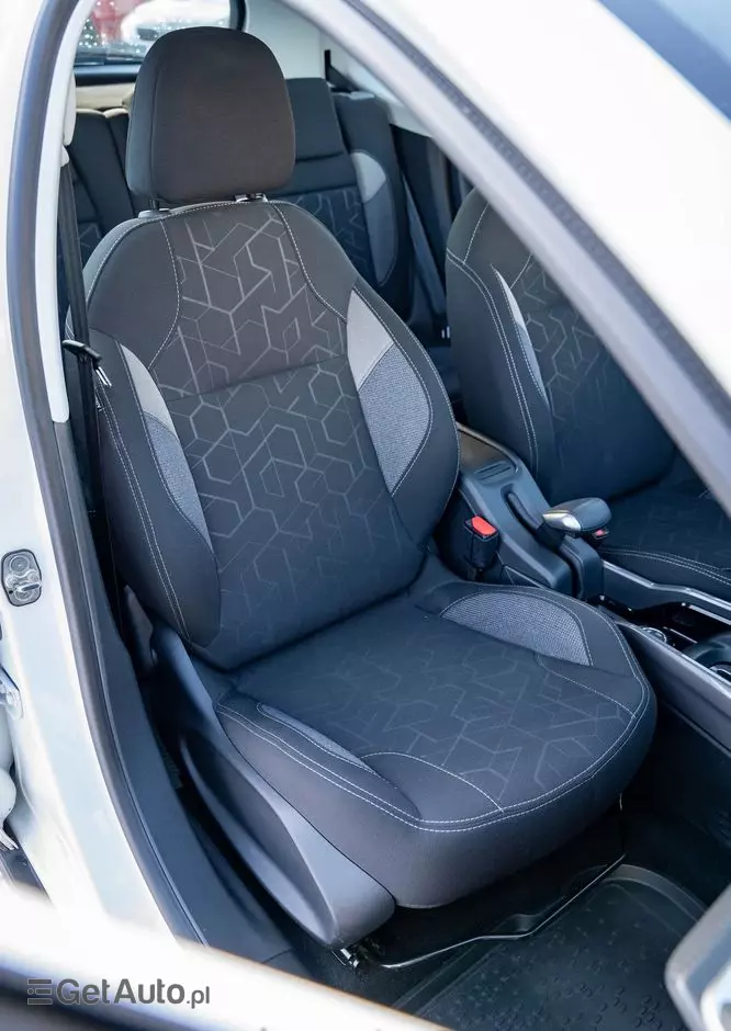 PEUGEOT 2008 1.2 Pure Tech GPF Active S&S EAT6