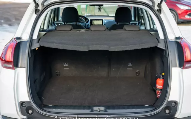 PEUGEOT 2008 1.2 Pure Tech GPF Active S&S EAT6